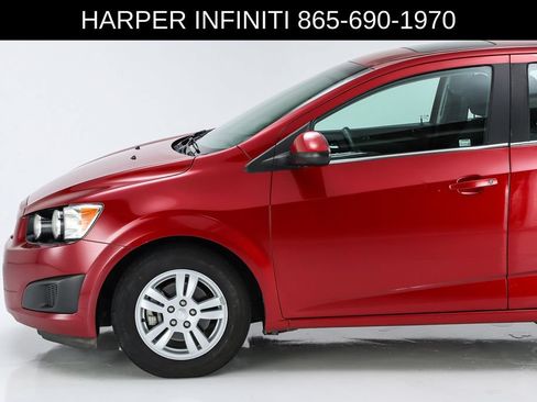 Used 2014 Chevrolet Sonic LT w/ Fun and Sun Package FWD image 3