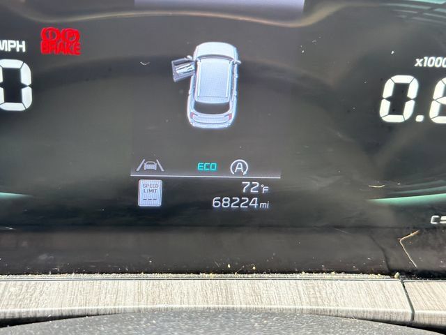 Used 2023 Kia Telluride EX w/ EX Captain's Chair Package AWD/4WD image 17