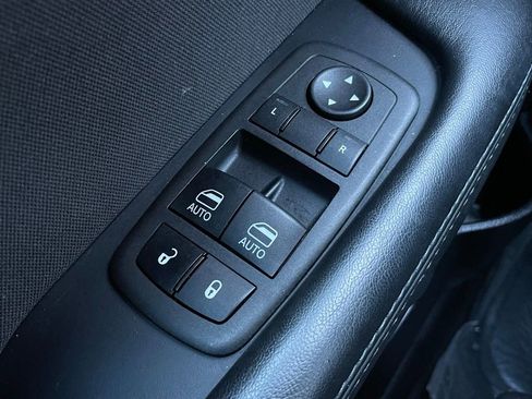 Used 2023 Dodge Challenger R/T image 11