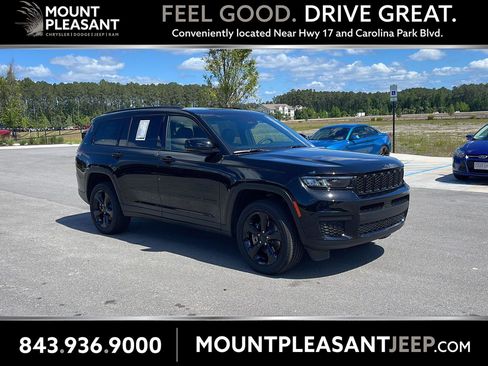 Used 2025 Jeep Grand Cherokee L Altitude RWD image 1
