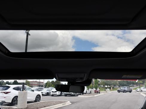 Used 2019 Honda Pilot Touring image 24