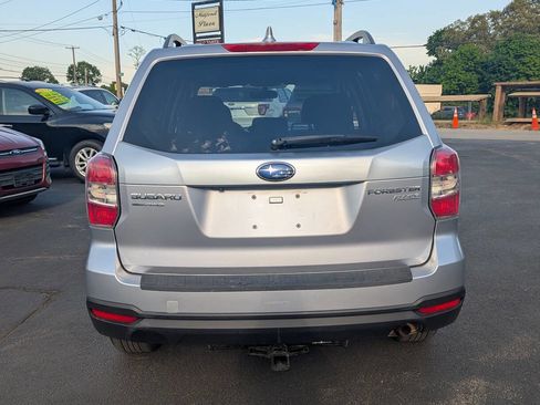 Used 2016 Subaru Forester 2.5i Premium w/ All-Weather Package AWD/4WD image 3