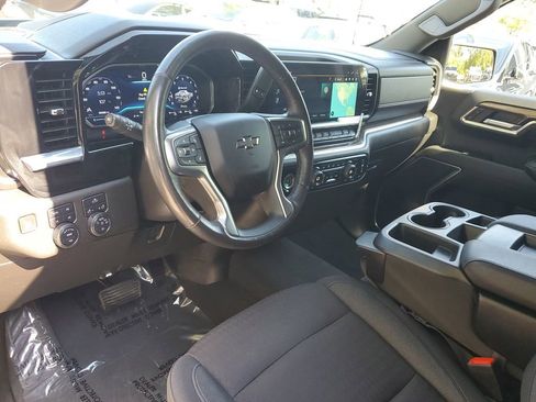 Used 2022 Chevrolet Silverado 1500 RST w/ Z71 Off-Road Package AWD/4WD image 24