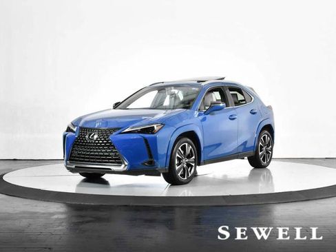 Certified 2025 Lexus UX 300h FWD w/ Accessory Package (Z1) image 1