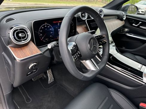 Certified 2025 Mercedes-Benz GLC 300 GLC 300 image 18