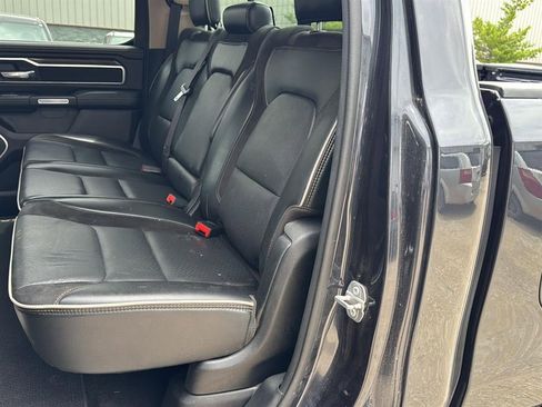 Used 2020 RAM 1500 Laramie AWD/4WD image 11