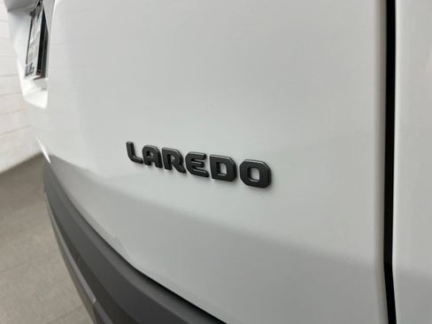 New 2026 Jeep Cherokee Laredo AWD/4WD image 5