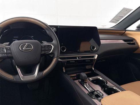 Used 2023 Lexus RX 350 Premium w/ Accessory Package AWD/4WD image 32