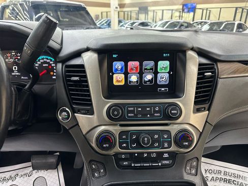 Used 2020 GMC Yukon XL Denali AWD/4WD image 33