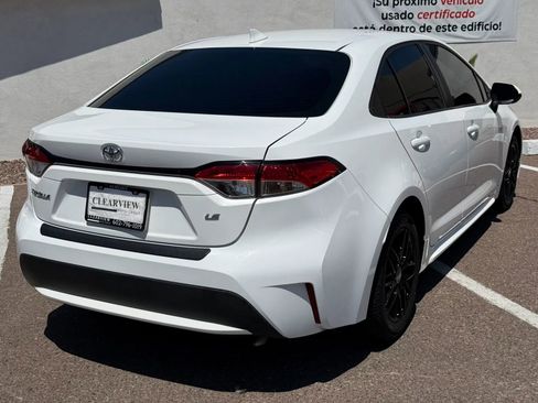 Used 2021 Toyota Corolla LE FWD image 13