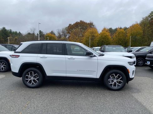New 2025 Jeep Grand Cherokee Limited image 2