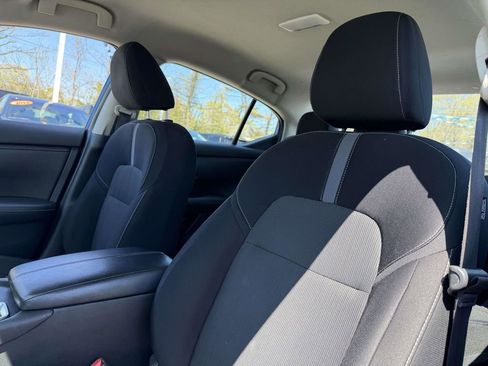 Used 2021 Nissan Sentra SV FWD image 19