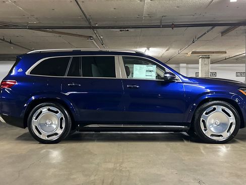 New 2026 Mercedes-Benz Maybach GLS 600 4MATIC image 7