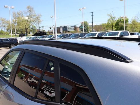 New 2026 Chevrolet Trax LT w/ Sunroof Package FWD image 26