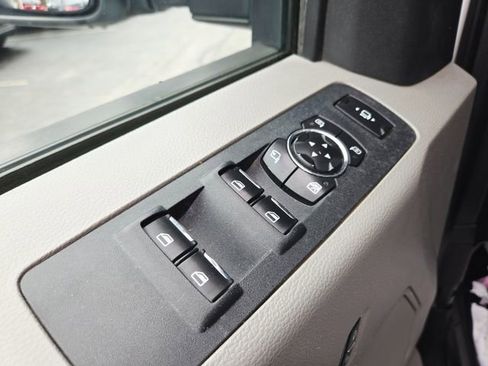 Used 2017 Ford F250 XLT w/ XLT Value Package image 35