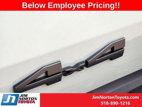 New 2026 Toyota Tundra Platinum AWD/4WD image 9