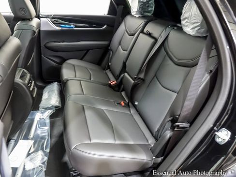 New 2025 Cadillac XT5 Premium Luxury w/ LPO, Floor Liner Package image 9