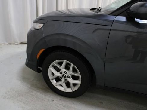 Used 2021 Kia Soul S FWD image 31