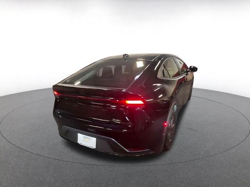 Used 2025 Toyota Prius LE image 15