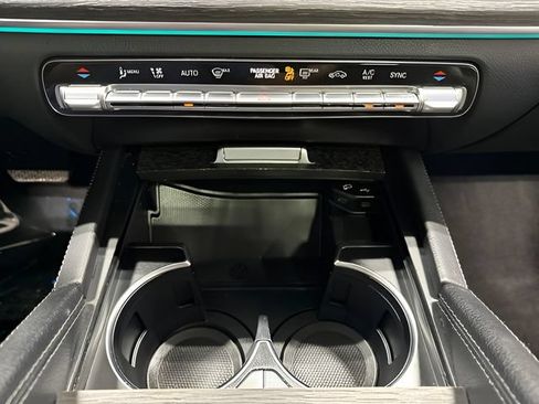 Used 2022 Mercedes-Benz GLE 350 4MATIC image 25