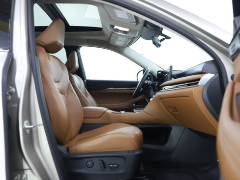 Used 2024 INFINITI QX60 Sensory image 11