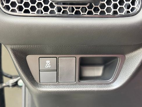 Used 2024 Honda HR-V Sport image 37
