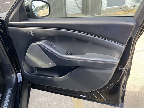 Used 2021 Ford Mustang Mach-E Premium image 10