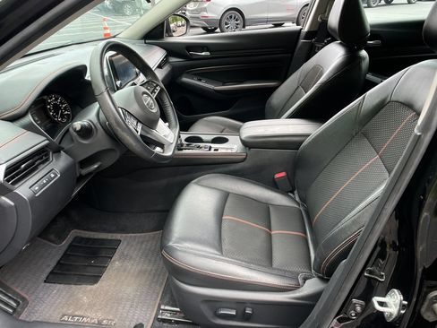 Used 2020 Nissan Altima 2.5 SR AWD/4WD image 9
