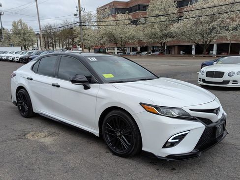 Used 2018 Toyota Camry SE w/ Audio Package FWD image 5