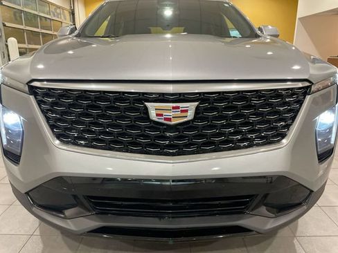 Certified 2024 Cadillac XT4 Premium Luxury image 10