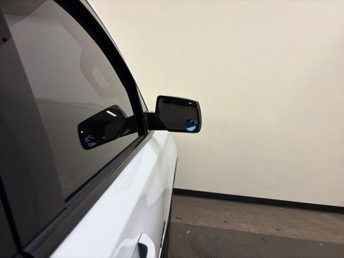 Used 2018 Chevrolet Tahoe Premier image 11