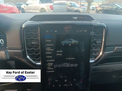 New 2025 Ford Ranger Lariat w/ FX4 Off-Road Package image 40