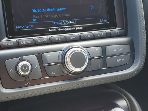 Used 2015 Audi R8 V10 w/ Full Leather Package image 30