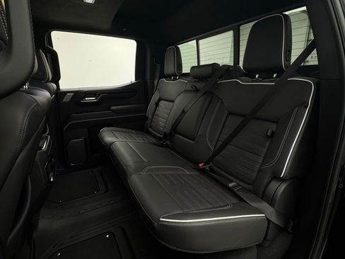 Used 2025 GMC Sierra 1500 AT4X image 46