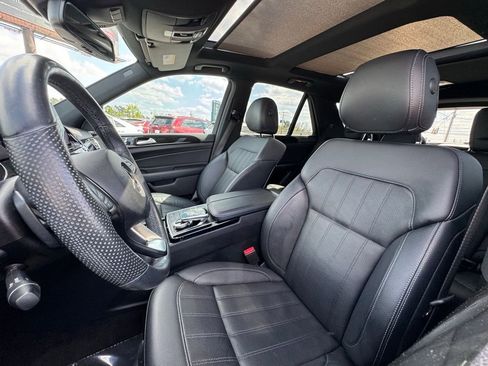 Used 2019 Mercedes-Benz GLE 400 4MATIC image 16