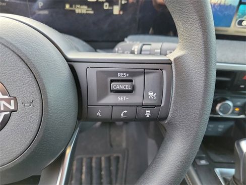 Used 2025 Nissan Kicks SV w/ Interior Electronics Package image 17