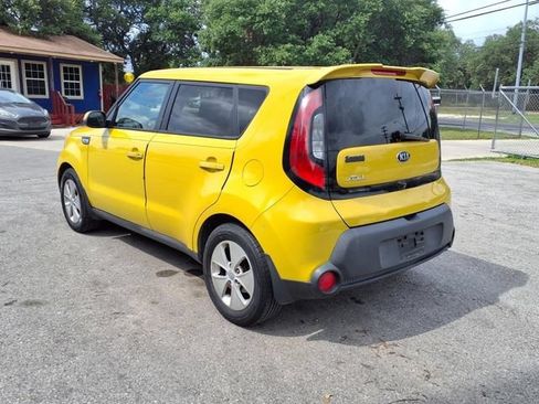 Used 2014 Kia Soul + w/ UVO w/Eservices Package FWD image 5