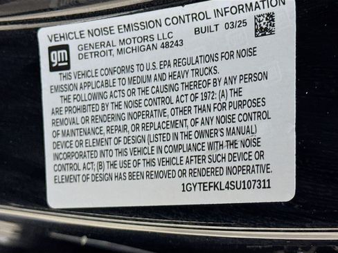 Used 2025 Cadillac Escalade IQ Sport 2 AWD/4WD image 35