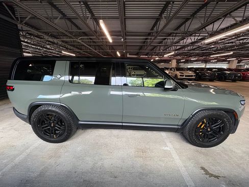 Used 2023 Rivian R1S Launch Edition AWD/4WD image 9