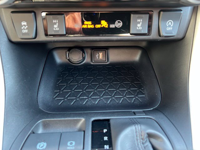 Used 2025 Toyota RAV4 XLE w/ Convenience Package AWD/4WD image 18