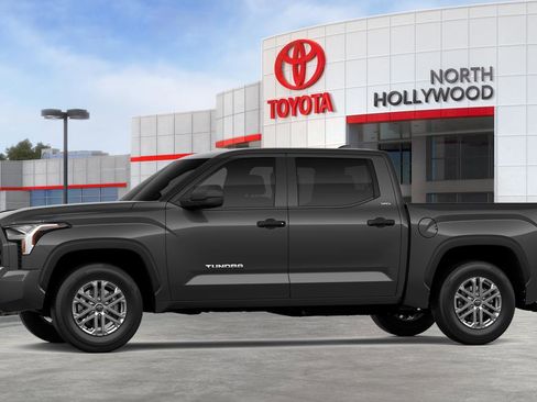 New 2026 Toyota Tundra SR5 image 5