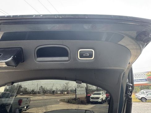 Used 2022 Kia Stinger GT2 image 32