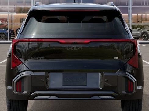 New 2027 Kia Seltos X-Line S w/ X-Line S Premium Package AWD/4WD image 13