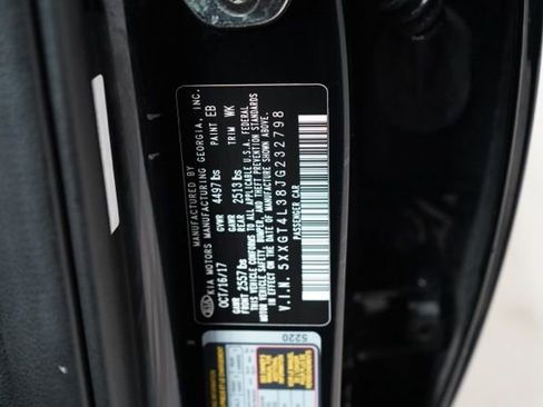 Used 2018 Kia Optima S image 37