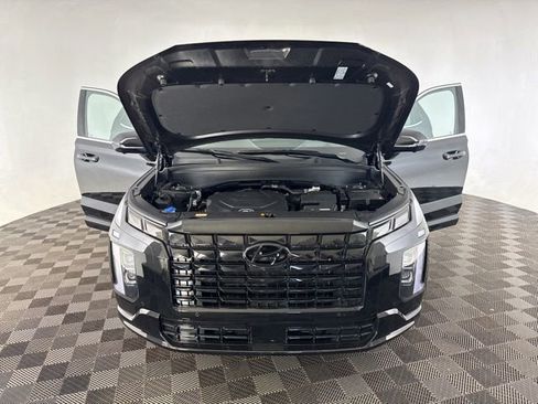 Used 2025 Hyundai Palisade Calligraphy image 12