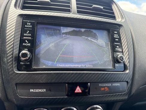 Used 2020 Mitsubishi Outlander Sport Black Edition FWD image 14
