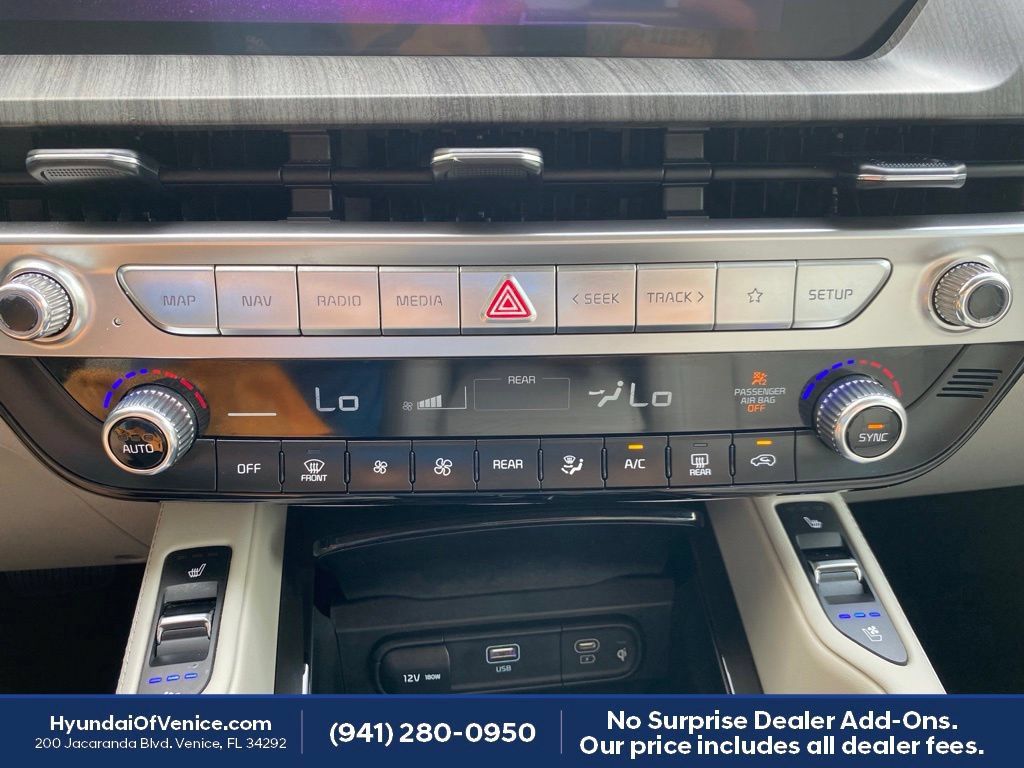 Used 2024 Kia Telluride EX FWD image 14