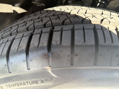 Used 2025 Subaru Outback Touring XT AWD/4WD image 33