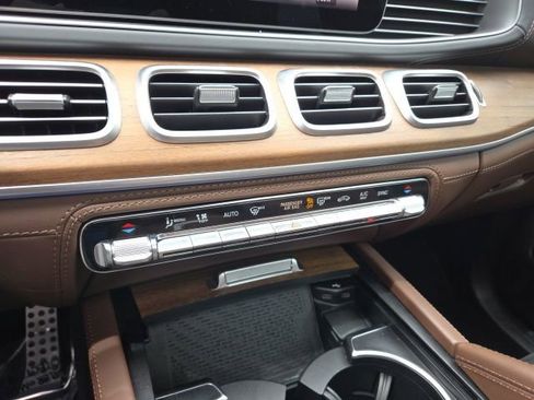 Used 2024 Mercedes-Benz GLE 53 AMG 4MATIC Coupe image 30