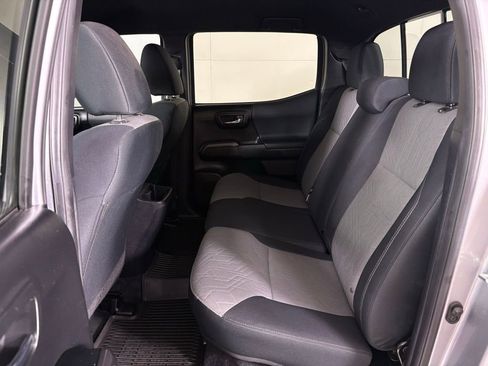 Used 2021 Toyota Tacoma TRD Off-Road w/ Technology Package image 33